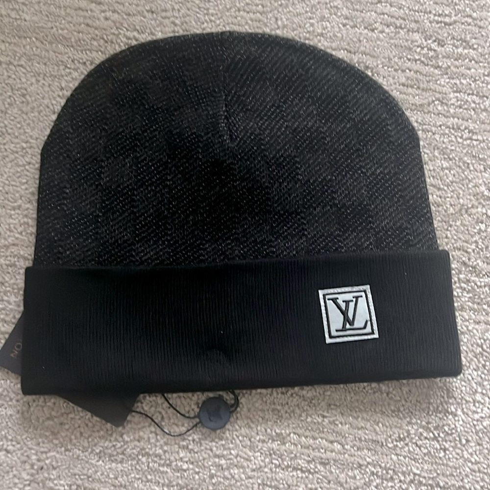 BLACK FRIDAY SALE LV HAT/BEANIE